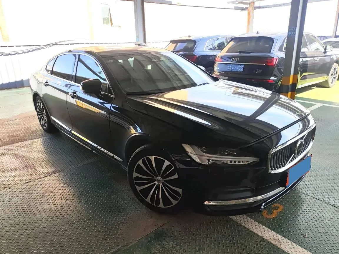 2023 Volvo S90 2.0T 250HP L4 8AT,autocango,china used car exporter,china ev exporter,chinese used car exporter,chinese used ev exporter
