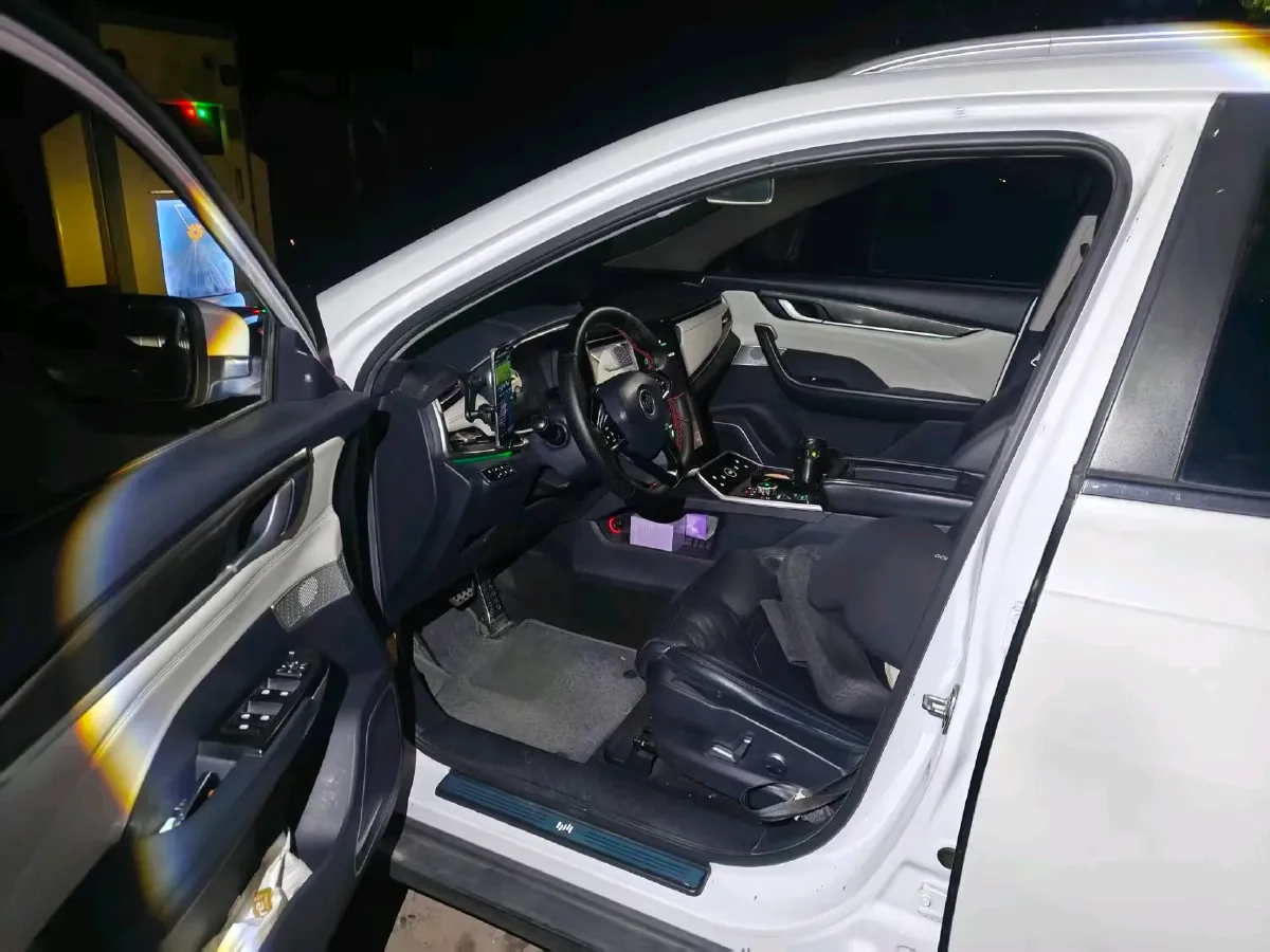 2018 Weltmeister EX5 BEV 52.56KWH,autocango,china used car exporter,china ev exporter,chinese used car exporter,chinese used ev exporter