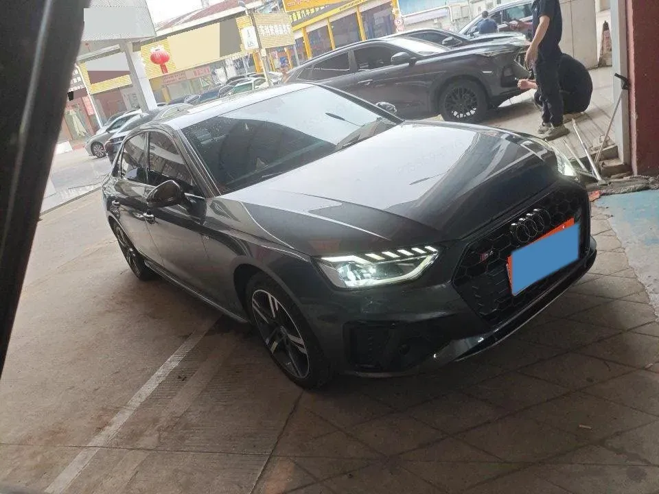 2020 Audi A4L 2.0T 190HP L4 7DCT,autocango,china used car exporter,china ev exporter,chinese used car exporter,chinese used ev exporter