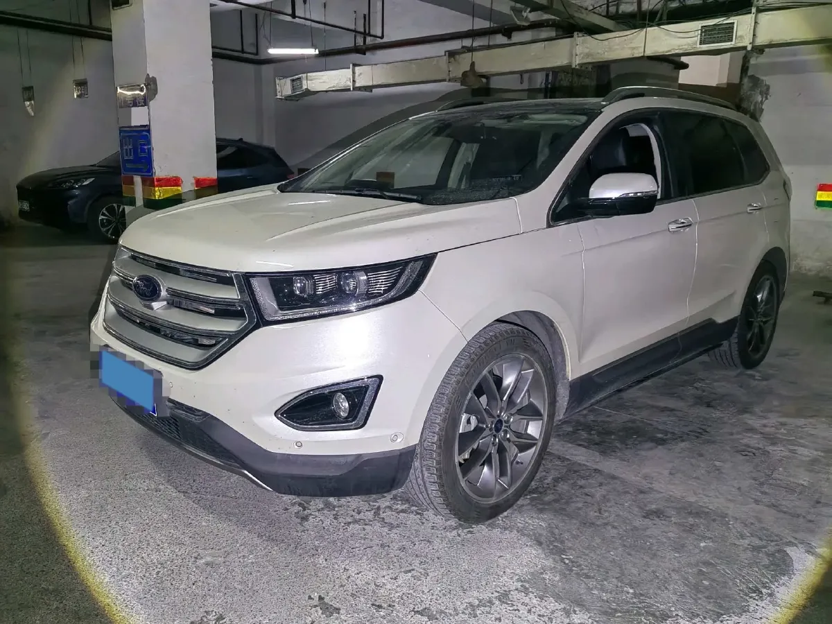 2018 Ford Edge 2.0T 245HP L4 6AT,autocango,china used car exporter,china ev exporter,chinese used car exporter,chinese used ev exporter