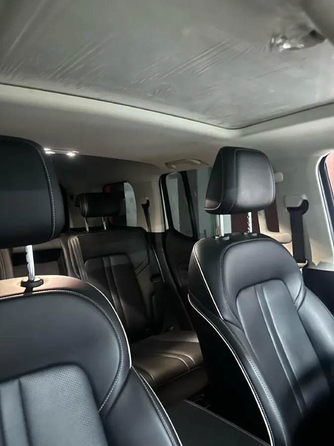 2023 Tank 300 2.0T 227HP L4 8AT,autocango,china used car exporter,china ev exporter,chinese used car exporter,chinese used ev exporter