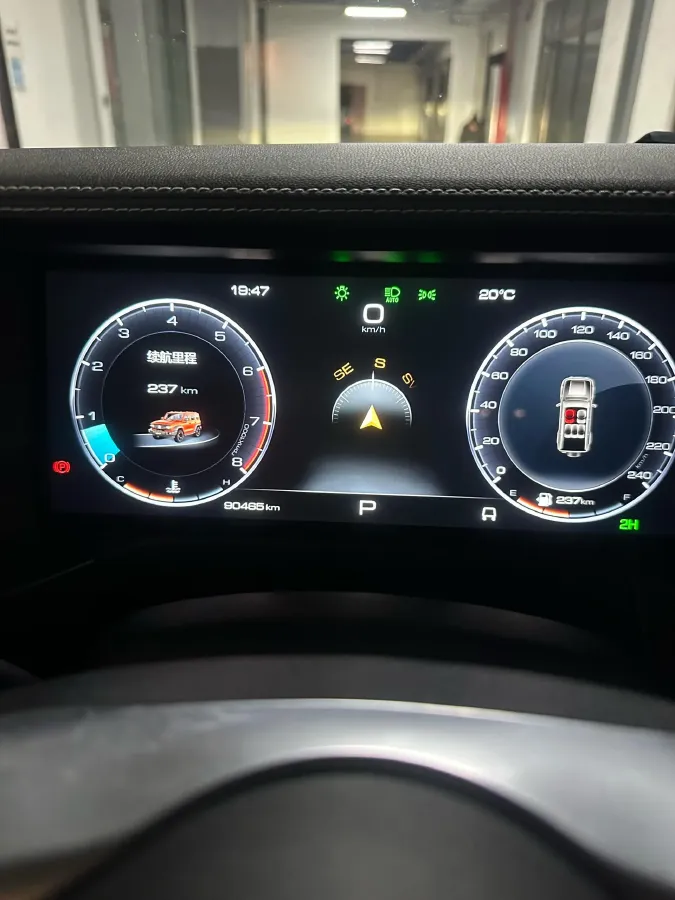 2023 Tank 300 2.0T 227HP L4 8AT,autocango,china used car exporter,china ev exporter,chinese used car exporter,chinese used ev exporter