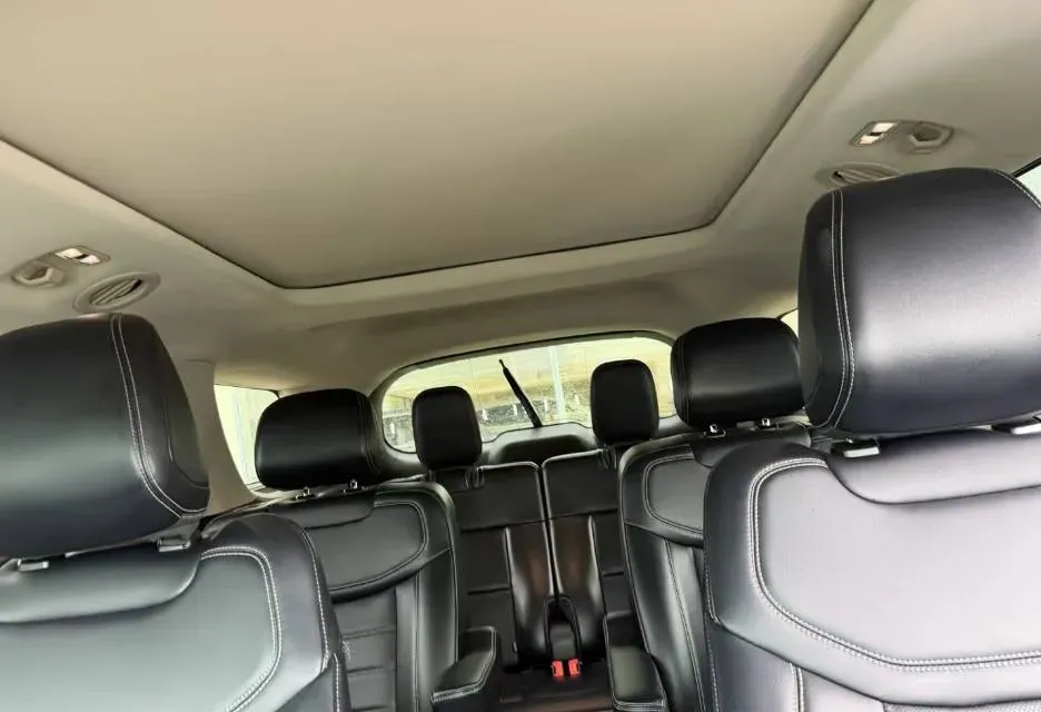 2023 Ford Explorer 2.3T 276HP L4 10AT,autocango,china used car exporter,china ev exporter,chinese used car exporter,chinese used ev exporter