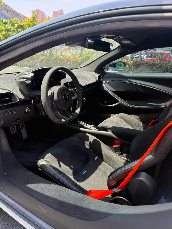 2023 McLaren Artura 3.0T 585HP V6 8DCT PHEV 7.4KWH,autocango,china used car exporter,china ev exporter,chinese used car exporter,chinese used ev exporter