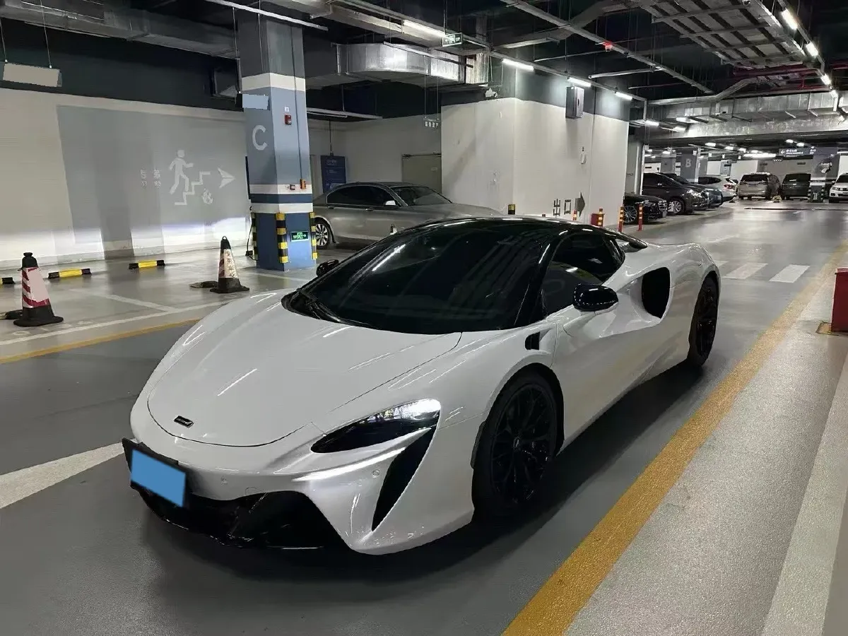 2023 McLaren Artura 3.0T 585HP V6 8DCT PHEV 7.4KWH,autocango,china used car exporter,china ev exporter,chinese used car exporter,chinese used ev exporter