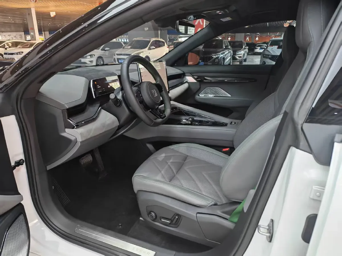2023 Zeekr 001 BEV 100KWH,autocango,china used car exporter,china ev exporter,chinese used car exporter,chinese used ev exporter
