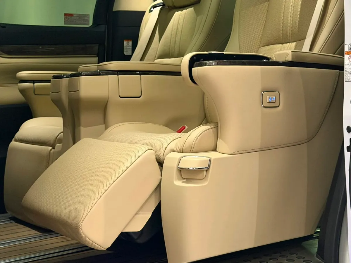 2019 Toyota Alphard 2.5L 117HP L4 E-CVT Hybrid,autocango,china used car exporter,china ev exporter,chinese used car exporter,chinese used ev exporter