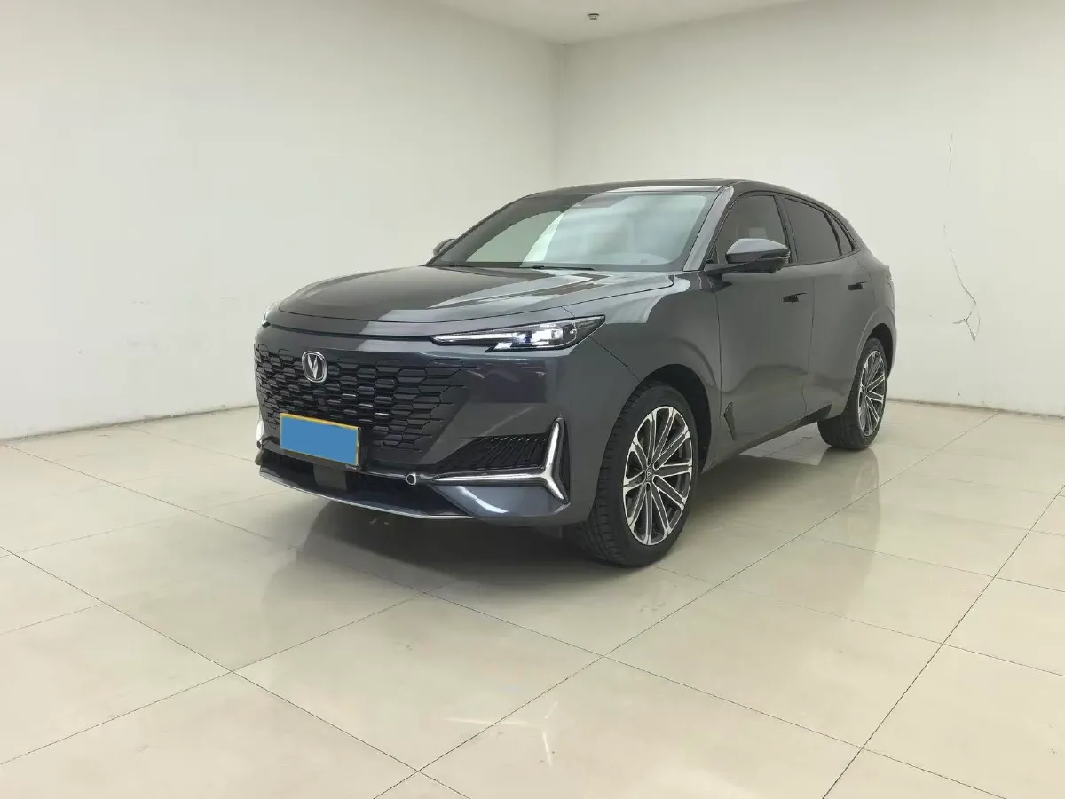 2021 ChangAn UNI-K 2.0T 233HP L4 8AT,autocango,china used car exporter,china ev exporter,chinese used car exporter,chinese used ev exporter