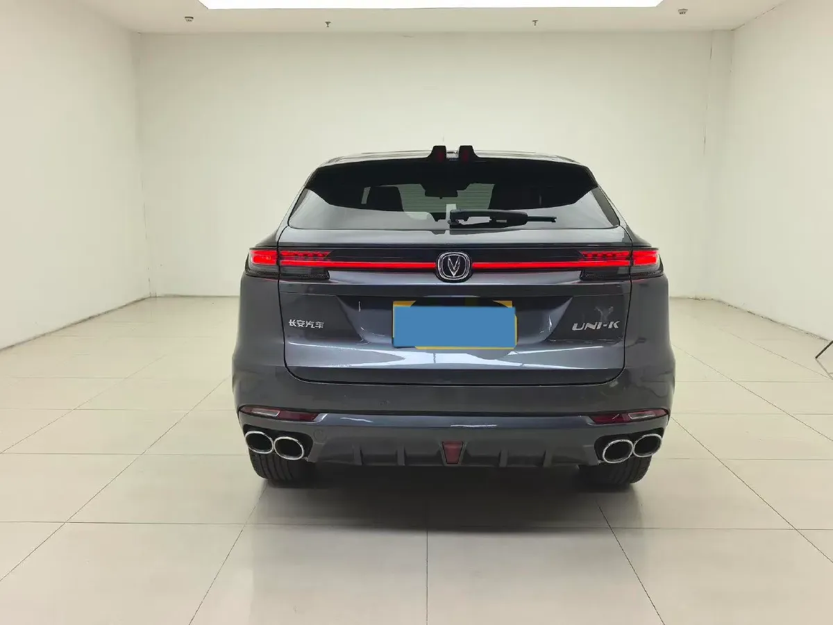 2021 ChangAn UNI-K 2.0T 233HP L4 8AT,autocango,china used car exporter,china ev exporter,chinese used car exporter,chinese used ev exporter