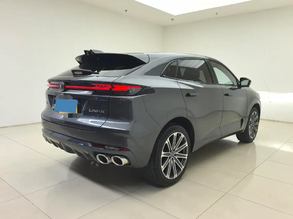2021 ChangAn UNI-K 2.0T 233HP L4 8AT,autocango,china used car exporter,china ev exporter,chinese used car exporter,chinese used ev exporter
