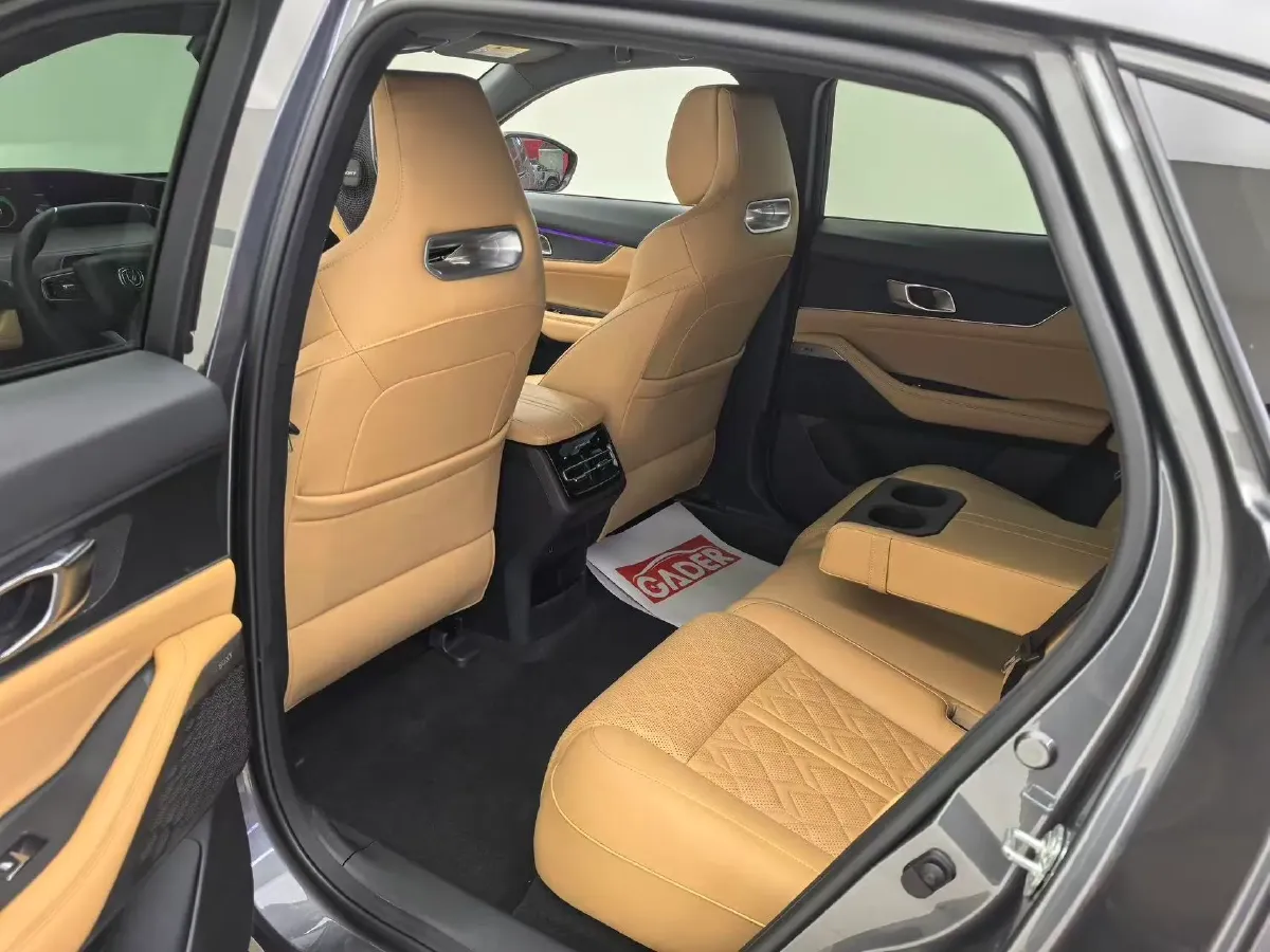2021 ChangAn UNI-K 2.0T 233HP L4 8AT,autocango,china used car exporter,china ev exporter,chinese used car exporter,chinese used ev exporter