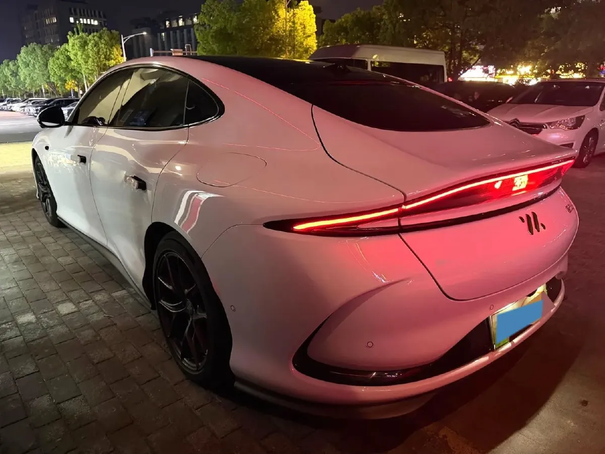 2024 IM L6 BEV 75KWH,autocango,china used car exporter,china ev exporter,chinese used car exporter,chinese used ev exporter