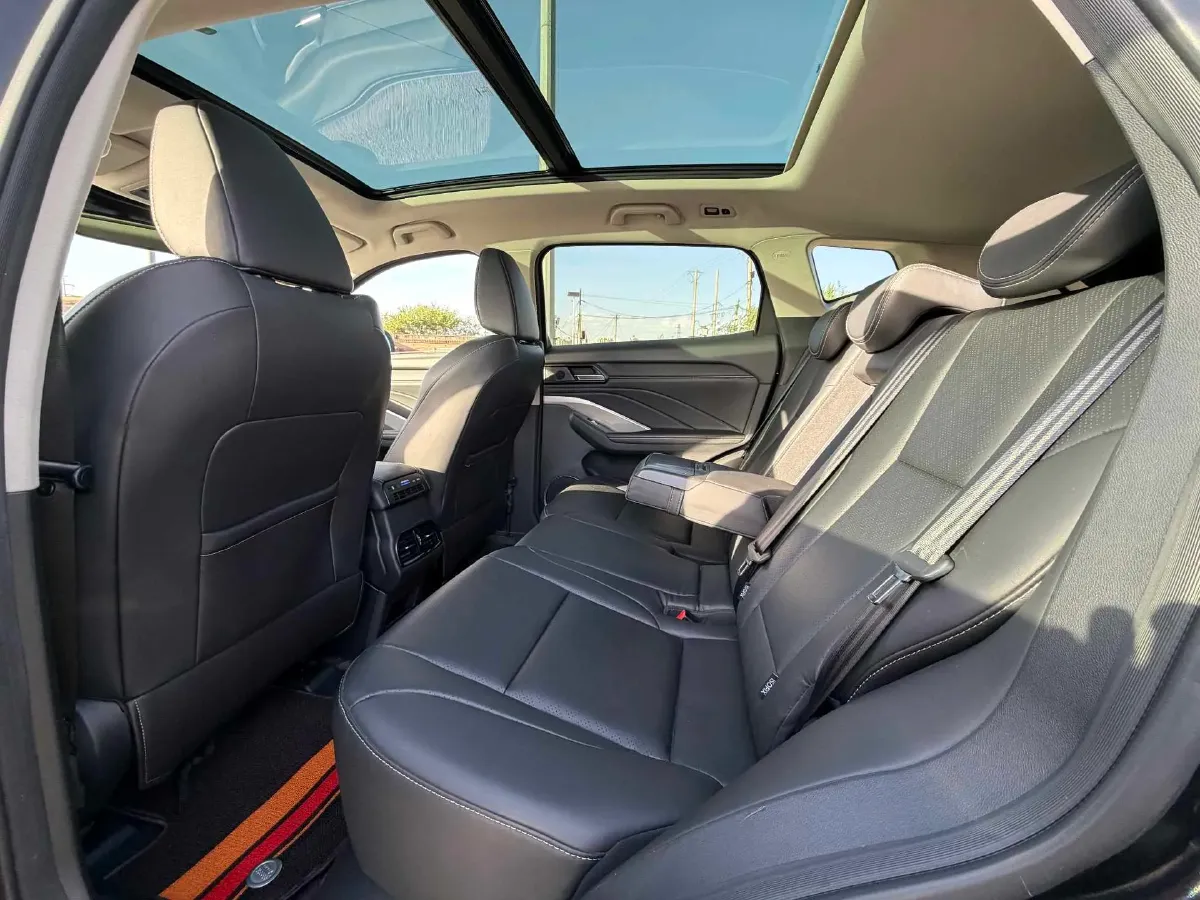 2018 WEY VV6 2.0T 197HP L4 7DCT,autocango,china used car exporter,china ev exporter,chinese used car exporter,chinese used ev exporter