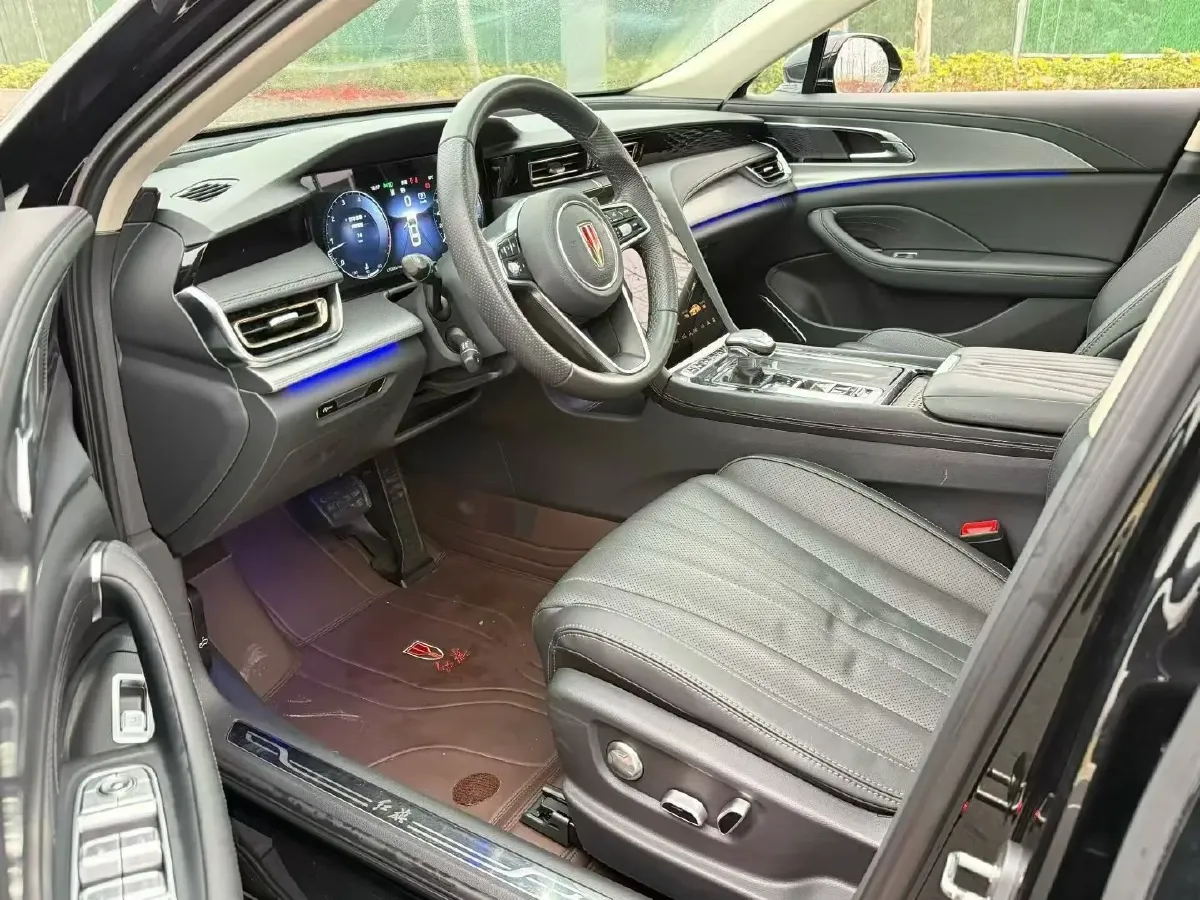 2023 HongQi H5 2.0T 224HP L4 8AT,autocango,china used car exporter,china ev exporter,chinese used car exporter,chinese used ev exporter