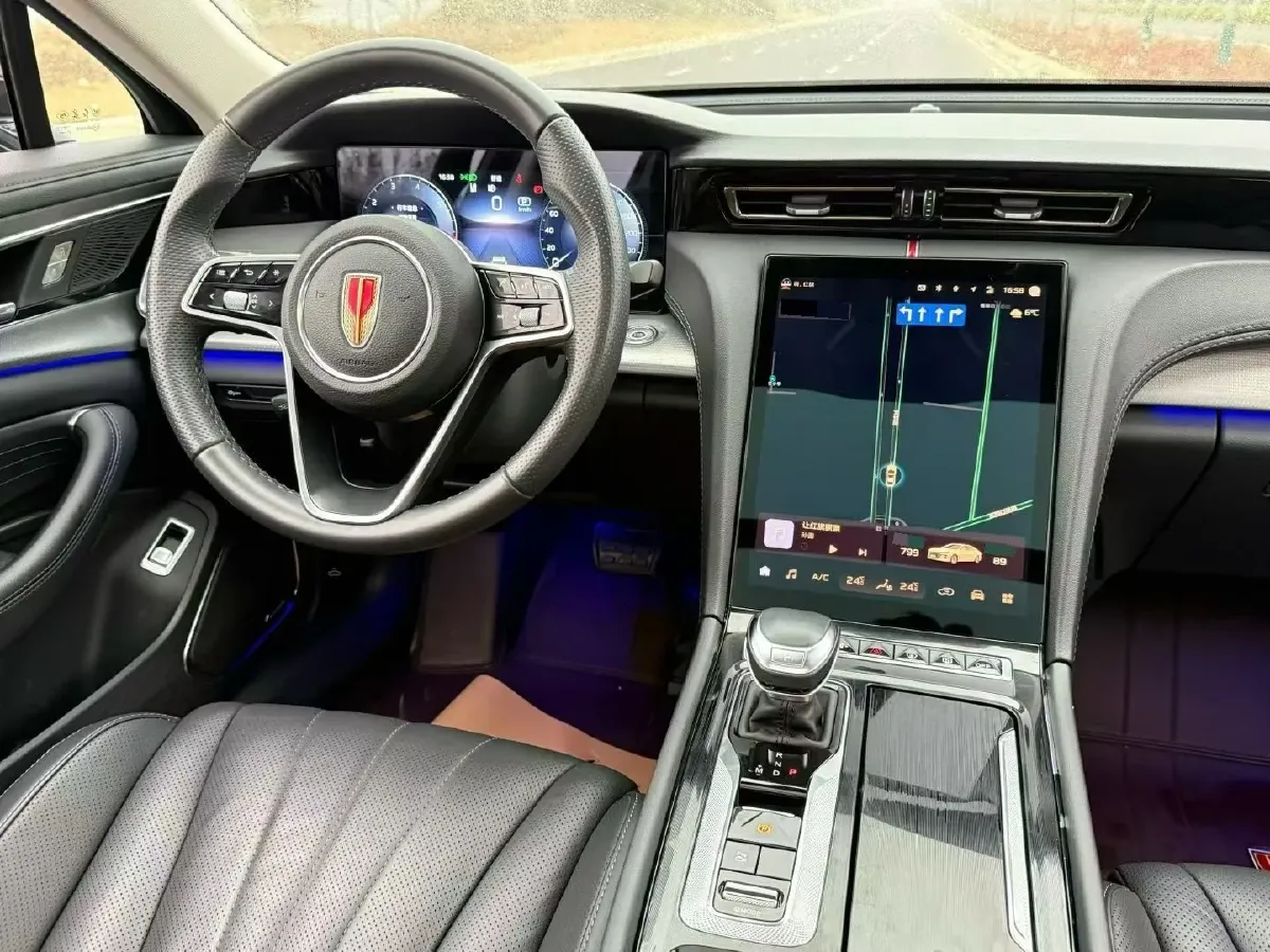 2023 HongQi H5 2.0T 224HP L4 8AT,autocango,china used car exporter,china ev exporter,chinese used car exporter,chinese used ev exporter