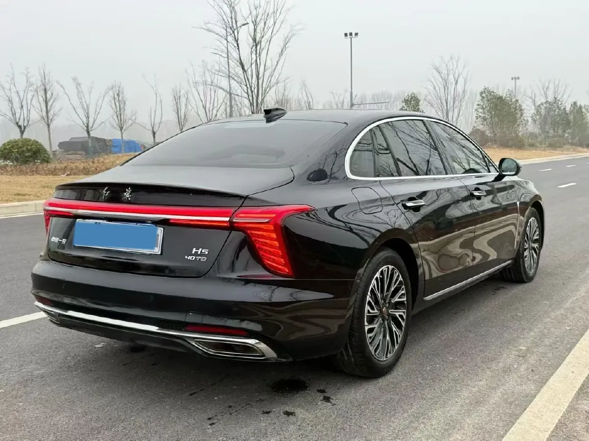 2023 HongQi H5 2.0T 224HP L4 8AT,autocango,china used car exporter,china ev exporter,chinese used car exporter,chinese used ev exporter