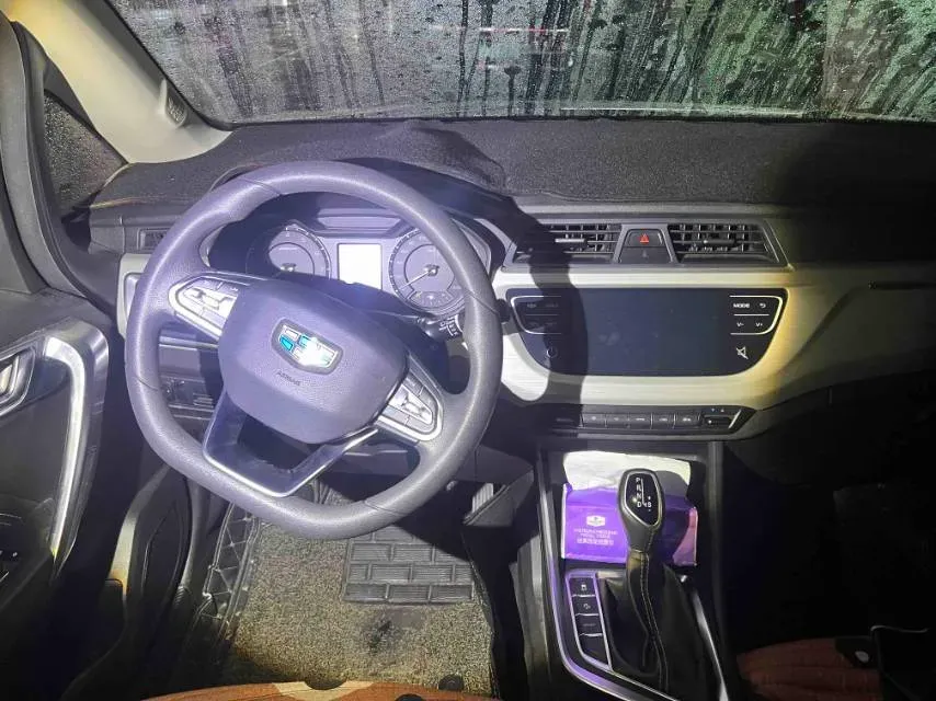 2020 Geely Vision X3 1.5L 109HP L4 CVT,autocango,china used car exporter,china ev exporter,chinese used car exporter,chinese used ev exporter