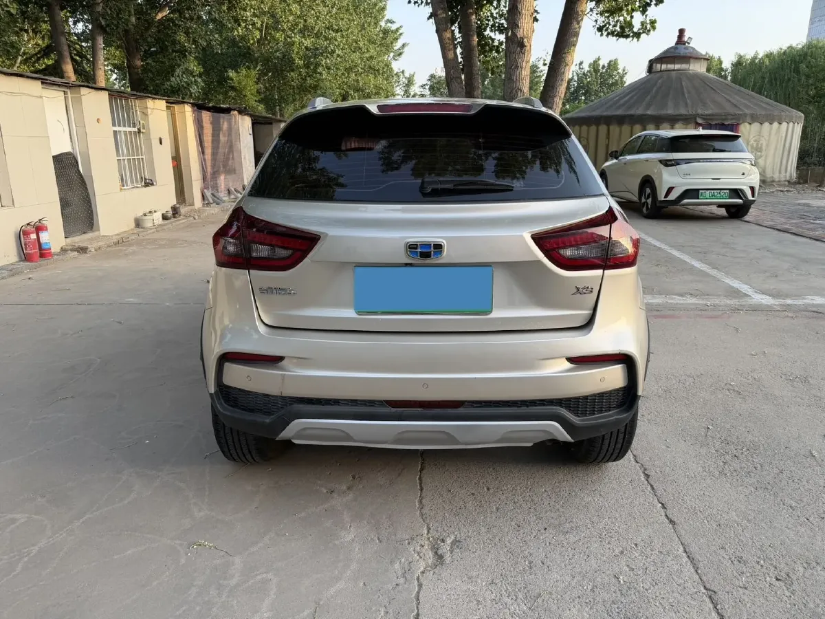 2020 Geely Vision X3 1.5L 109HP L4 5MT,autocango,china used car exporter,china ev exporter,chinese used car exporter,chinese used ev exporter