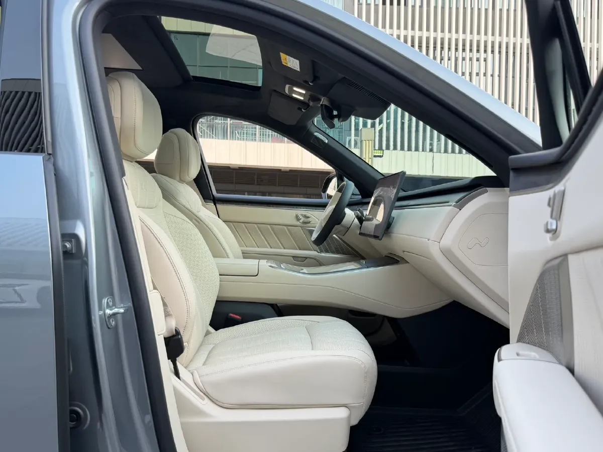 2025 ONVO L90 BEV,autocango,china used car exporter,china ev exporter,chinese used car exporter,chinese used ev exporter