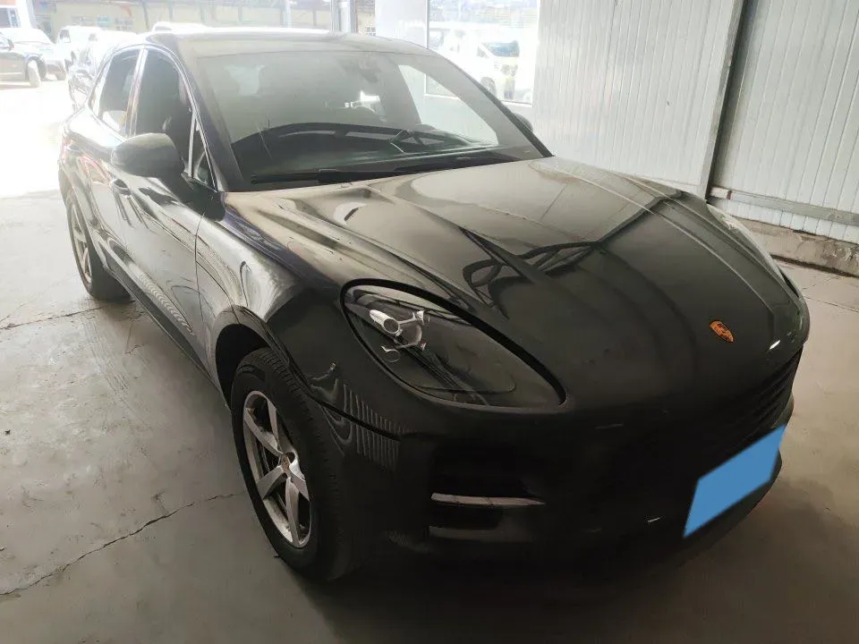 2021 Porsche Macan 2.0T 252HP L4 7DCT,autocango,china used car exporter,china ev exporter,chinese used car exporter,chinese used ev exporter