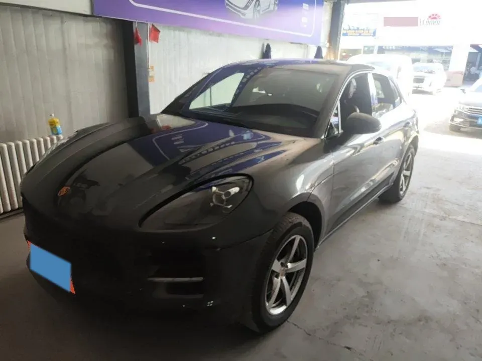 2021 Porsche Macan 2.0T 252HP L4 7DCT,autocango,china used car exporter,china ev exporter,chinese used car exporter,chinese used ev exporter