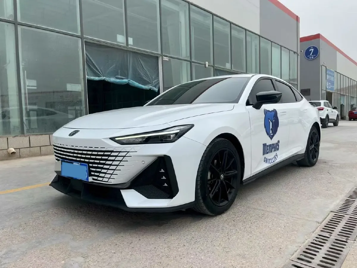 2023 ChangAn UNI-V 1.5T 188HP L4 7DCT,autocango,china used car exporter,china ev exporter,chinese used car exporter,chinese used ev exporter