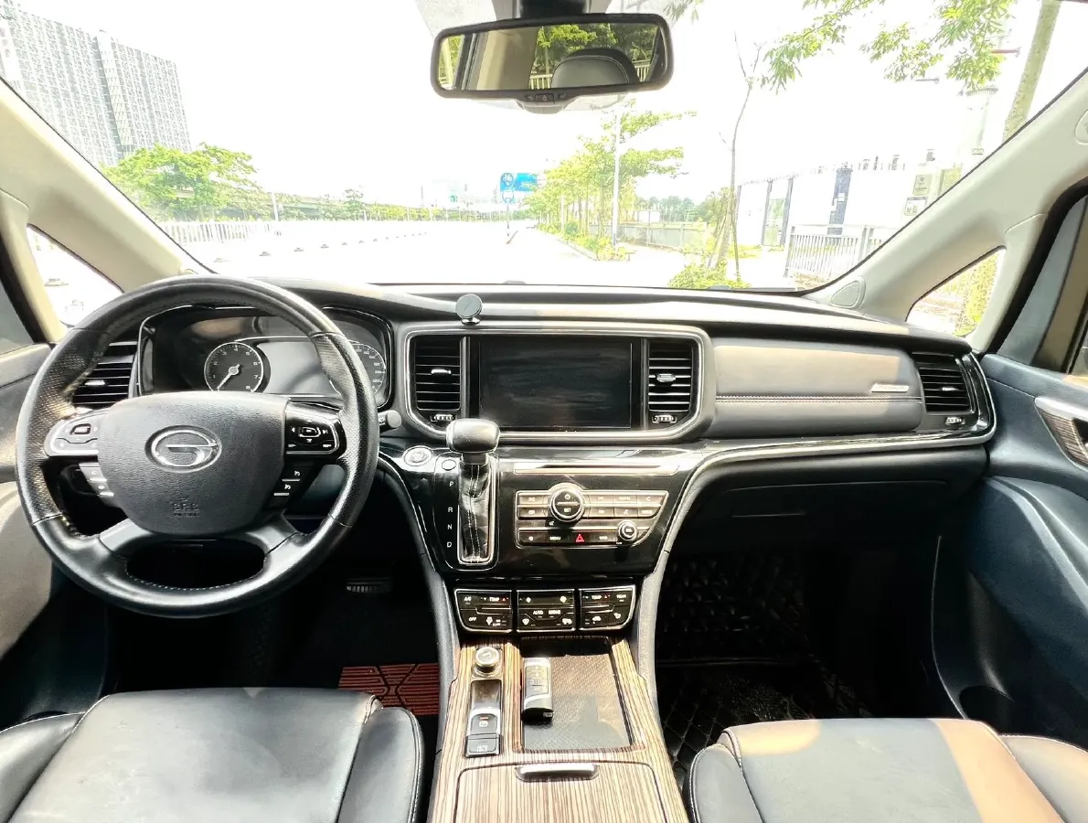 2020 GAC Trumpchi M8 2.0T 252HP L4 8AT,autocango,china used car exporter,china ev exporter,chinese used car exporter,chinese used ev exporter
