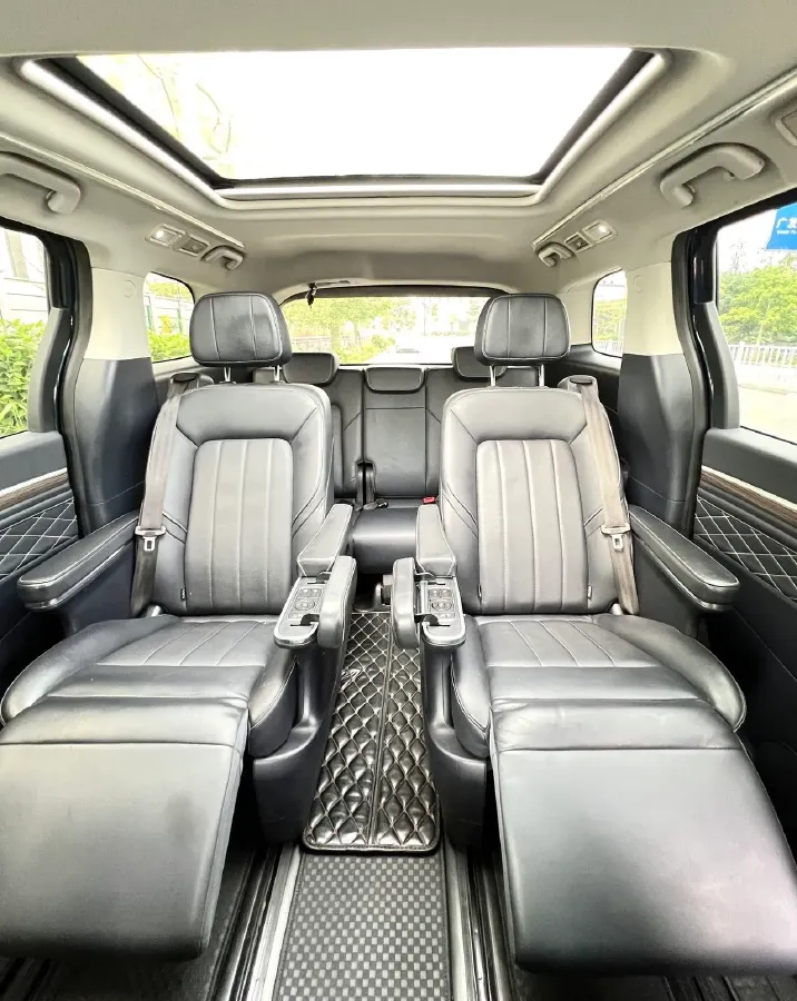 2020 GAC Trumpchi M8 2.0T 252HP L4 8AT,autocango,china used car exporter,china ev exporter,chinese used car exporter,chinese used ev exporter