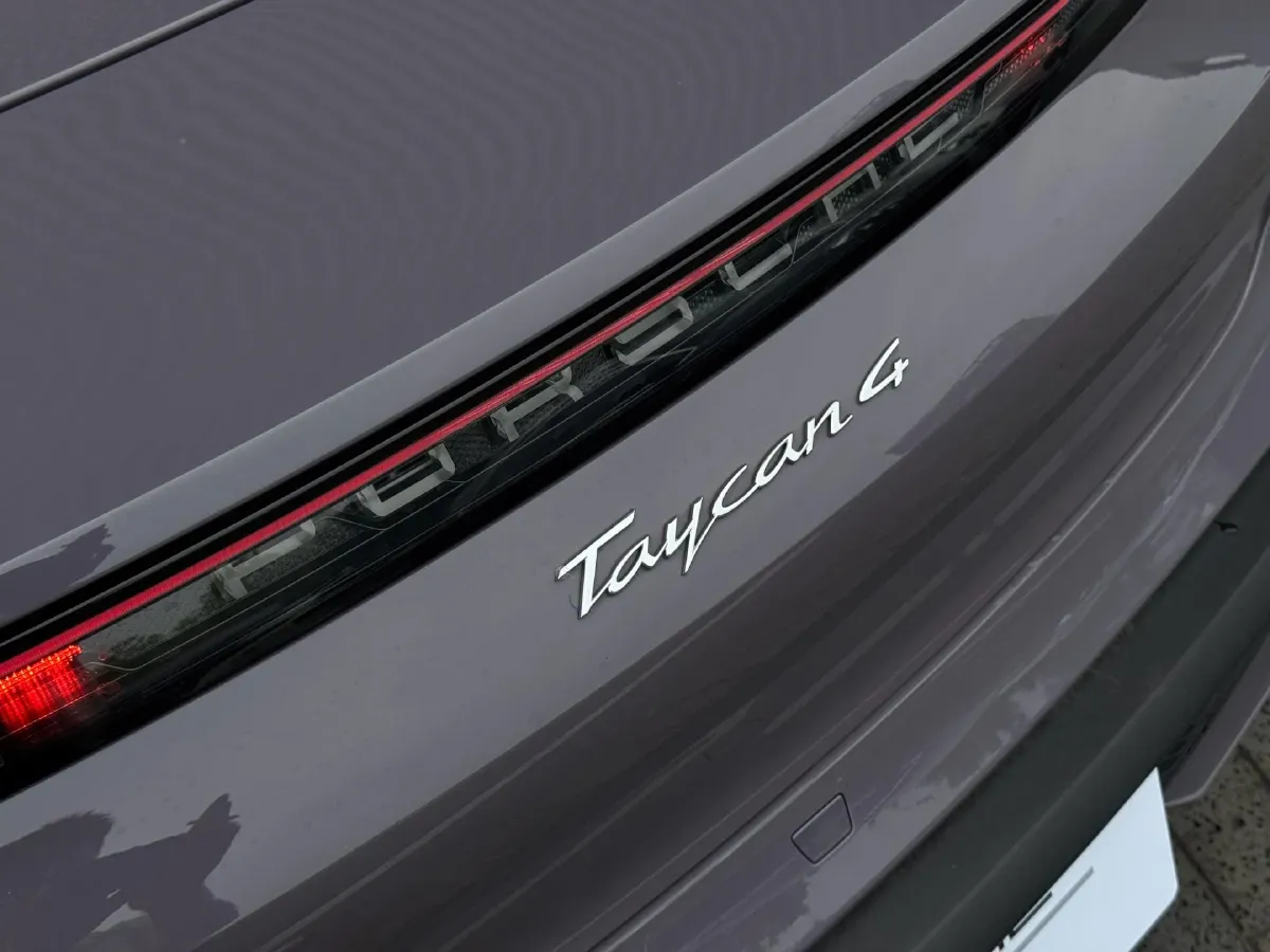 2024 Porsche Taycan 2AT BEV 105KWH,autocango,china used car exporter,china ev exporter,chinese used car exporter,chinese used ev exporter