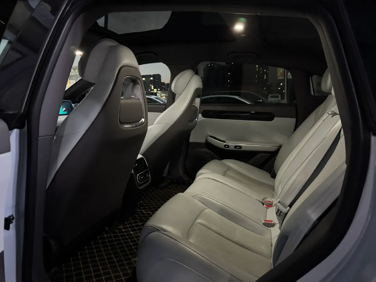 2023 Leapmotor C01 1.5L 95HP L4 REEV 30.1KWH,autocango,china used car exporter,china ev exporter,chinese used car exporter,chinese used ev exporter