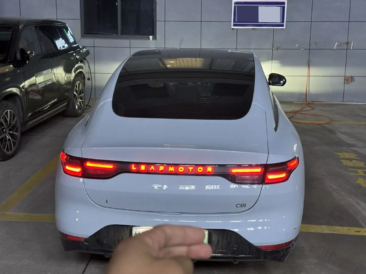 2023 Leapmotor C01 1.5L 95HP L4 REEV 30.1KWH,autocango,china used car exporter,china ev exporter,chinese used car exporter,chinese used ev exporter