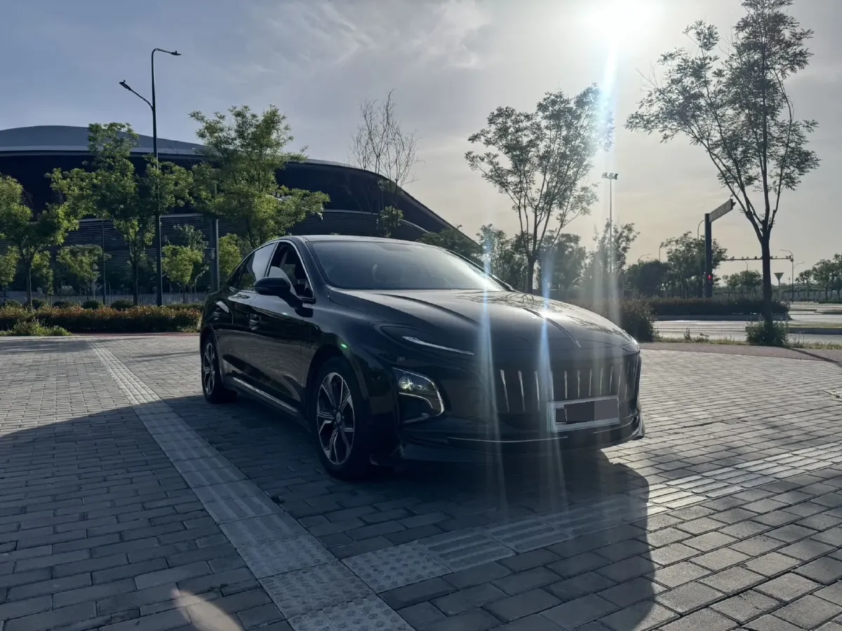2021 HongQi E-QM5 BEV 54KWH,autocango,china used car exporter,china ev exporter,chinese used car exporter,chinese used ev exporter