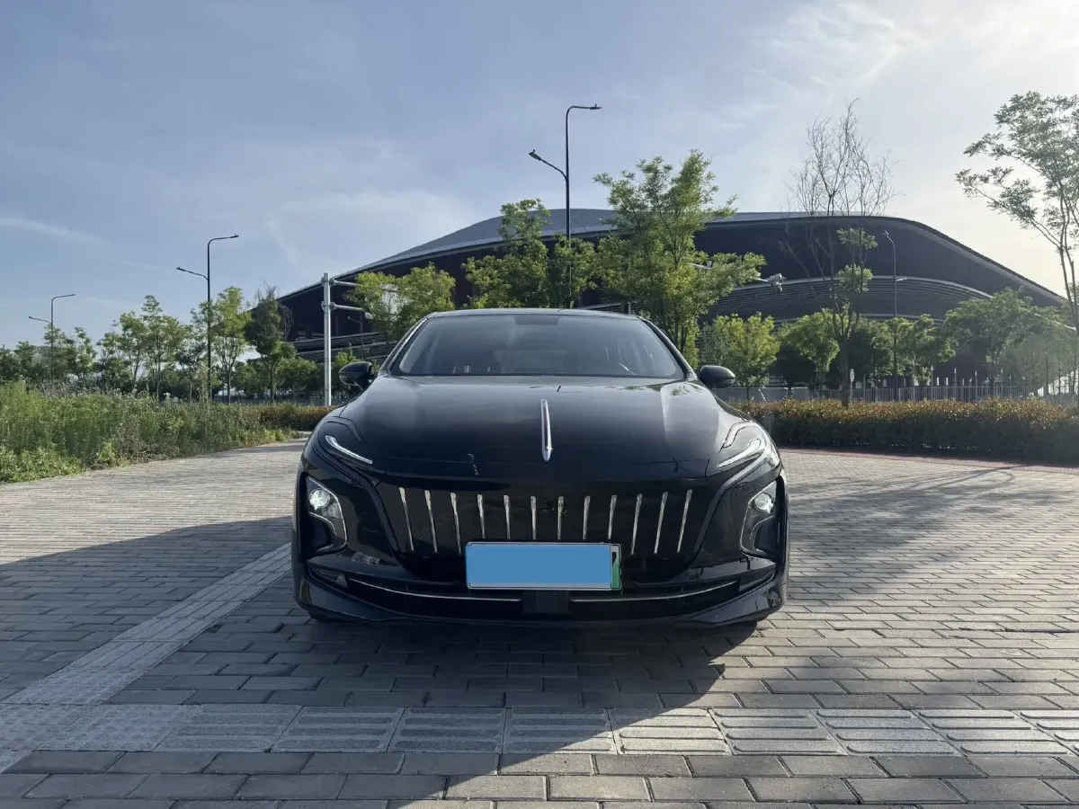 2021 HongQi E-QM5 BEV 54KWH,autocango,china used car exporter,china ev exporter,chinese used car exporter,chinese used ev exporter