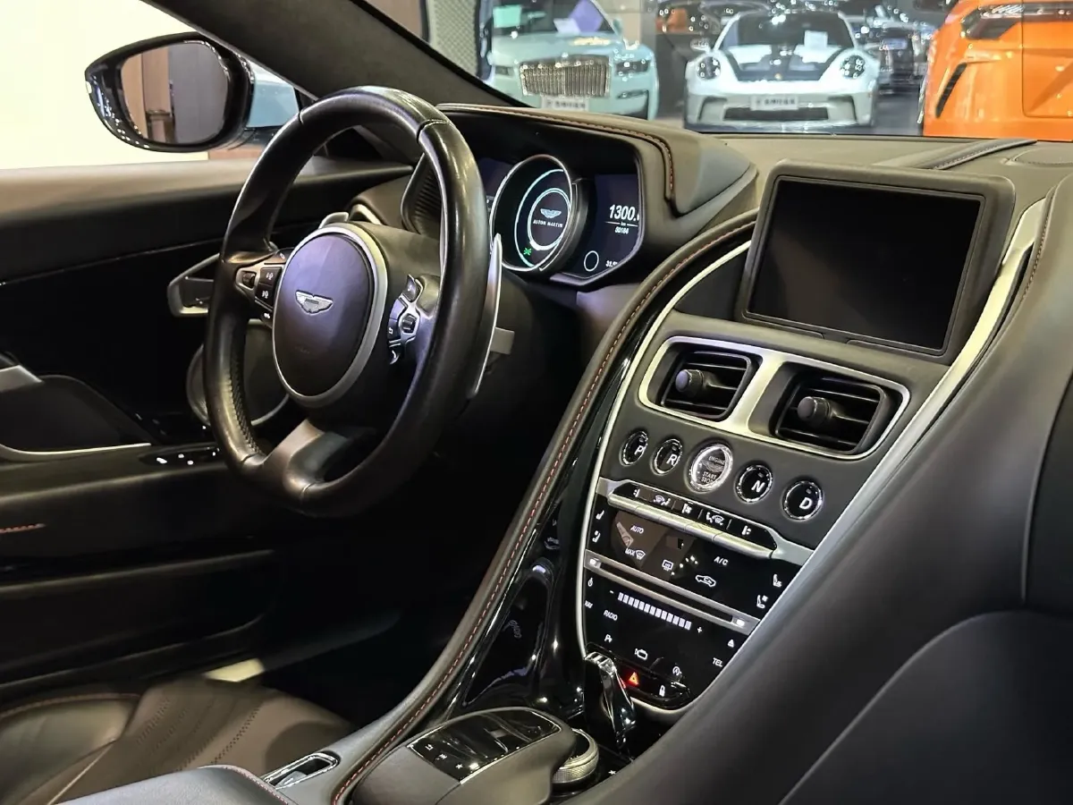 2019 Aston Martin DB11 4.0T 510HP V8 8AT,autocango,china used car exporter,china ev exporter,chinese used car exporter,chinese used ev exporter