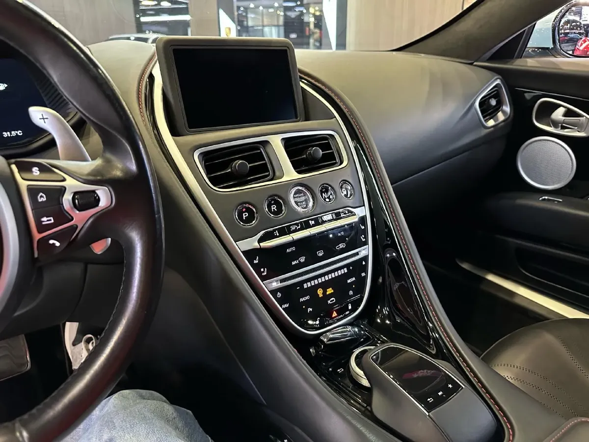 2019 Aston Martin DB11 4.0T 510HP V8 8AT,autocango,china used car exporter,china ev exporter,chinese used car exporter,chinese used ev exporter