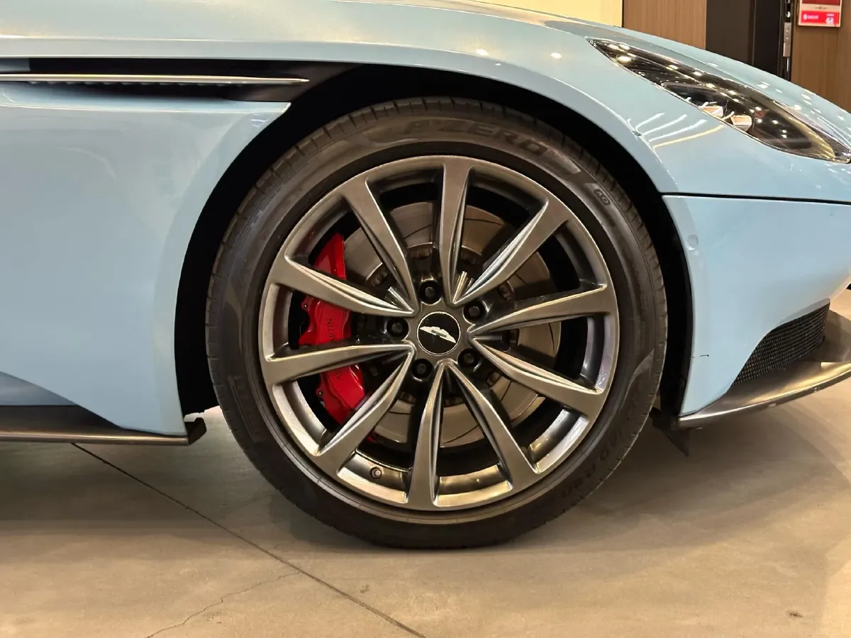 2019 Aston Martin DB11 4.0T 510HP V8 8AT,autocango,china used car exporter,china ev exporter,chinese used car exporter,chinese used ev exporter