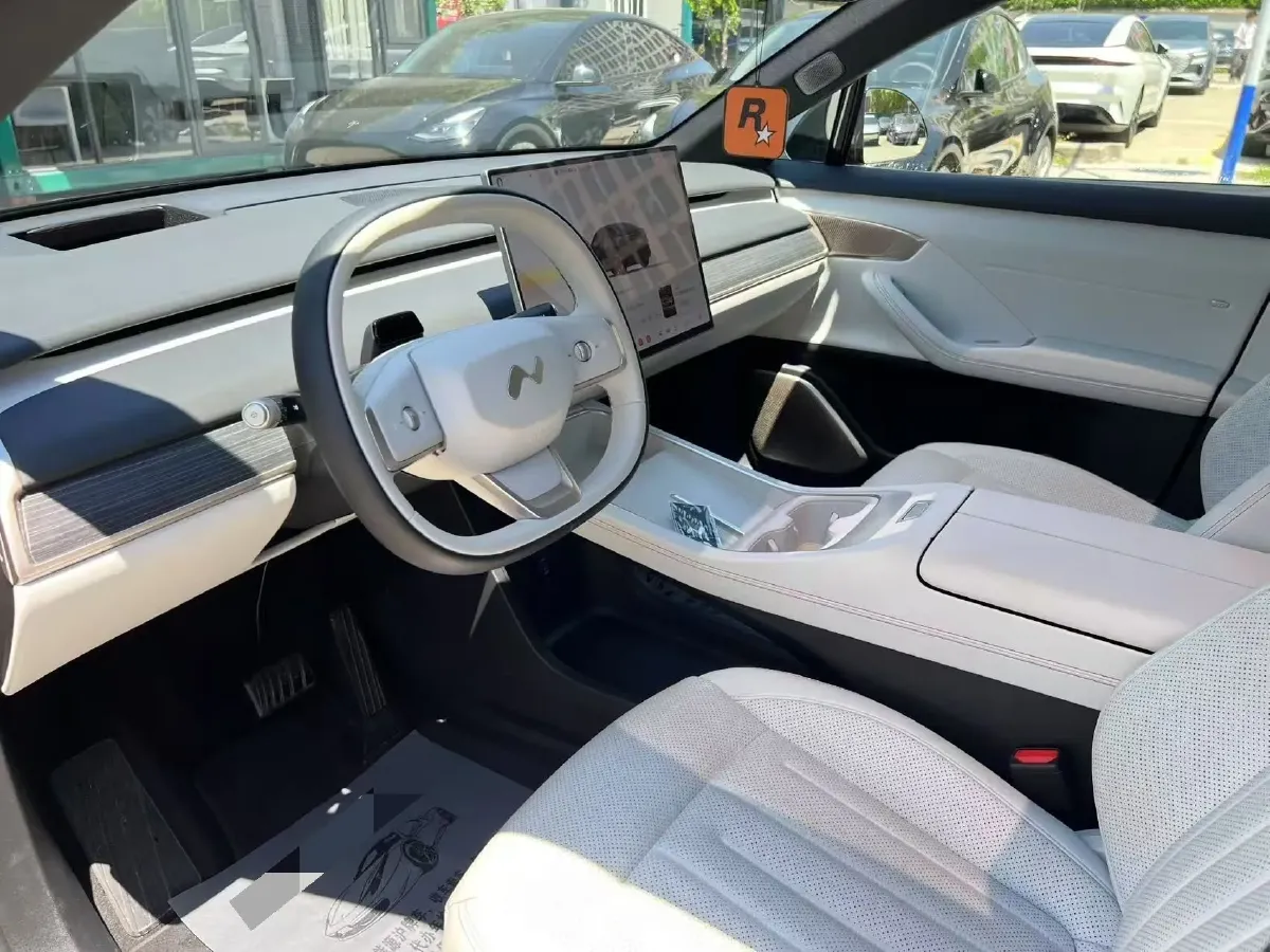 2024 ONVO L60 BEV 60KWH,autocango,china used car exporter,china ev exporter,chinese used car exporter,chinese used ev exporter