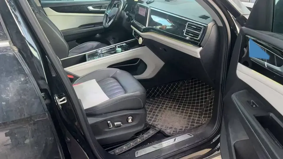 2021 Volkswagen Teramont 2.0T 220HP L4 7DCT,autocango,china used car exporter,china ev exporter,chinese used car exporter,chinese used ev exporter
