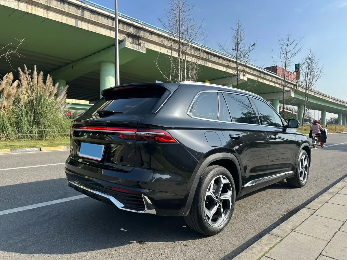 2021 Geely Monjaro 2.0T 218HP L4 7DCT,autocango,china used car exporter,china ev exporter,chinese used car exporter,chinese used ev exporter