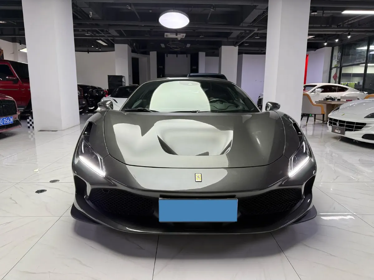 2019 Aston Martin DB11 5.2T 639HP V12 8AT,autocango,china used car exporter,china ev exporter,chinese used car exporter,chinese used ev exporter