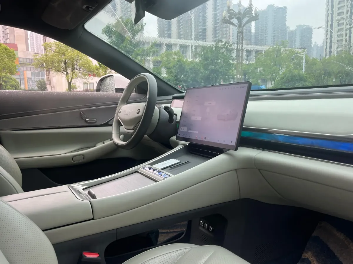 2024 Jaguar E-PACE 1.5T 200HP L3 8AT,autocango,china used car exporter,china ev exporter,chinese used car exporter,chinese used ev exporter