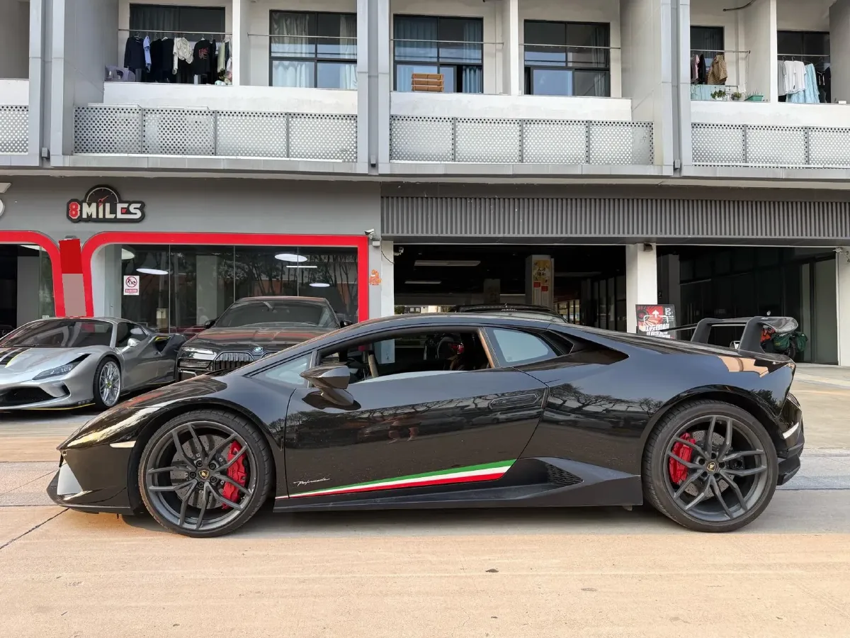 2017 Lamborghini Huracán 5.2L 640HP V10 7DCT,autocango,china used car exporter,china ev exporter,chinese used car exporter,chinese used ev exporter