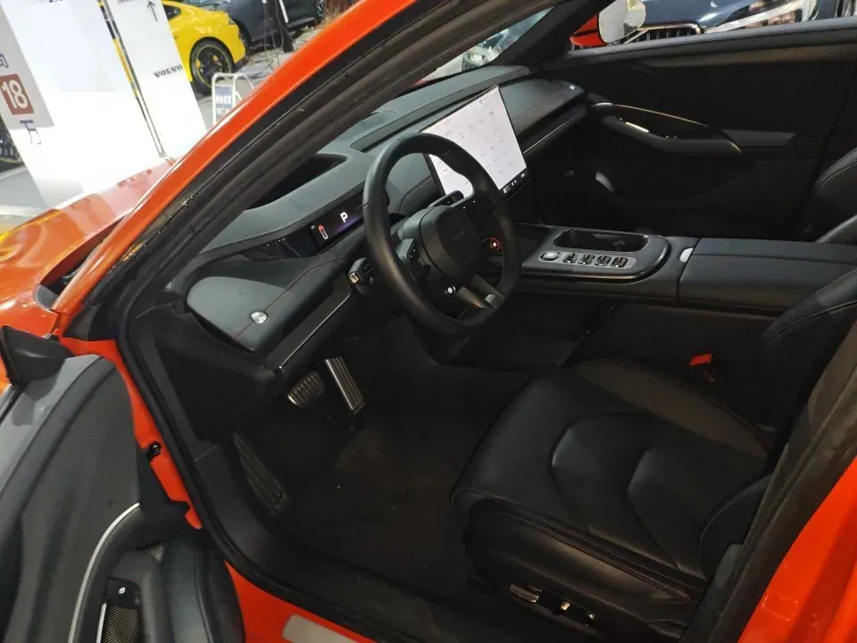2024 MI SU7 BEV 101KWH,autocango,china used car exporter,china ev exporter,chinese used car exporter,chinese used ev exporter