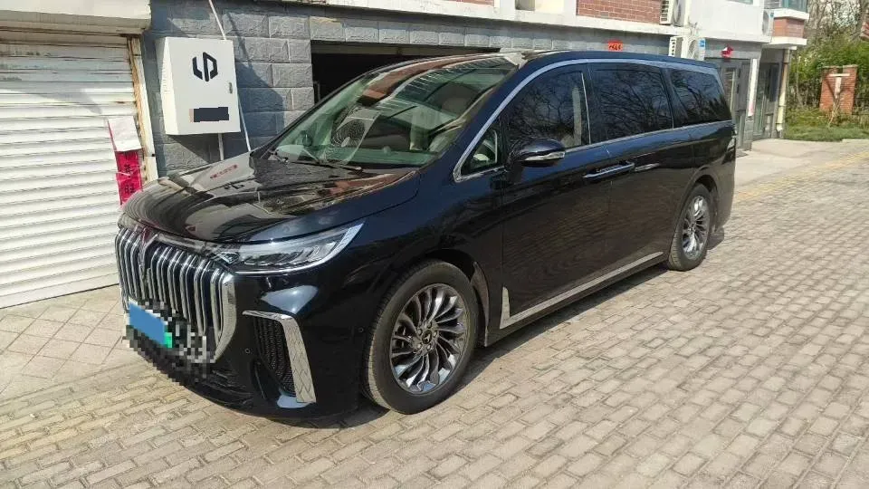 2022 Voyah Dream 1.5T 136HP L4 PHEV 25.57KWH,autocango,china used car exporter,china ev exporter,chinese used car exporter,chinese used ev exporter