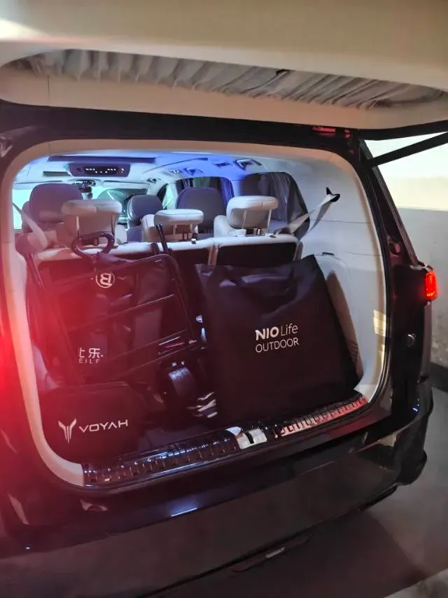 2022 Voyah Dream 1.5T 136HP L4 PHEV 25.57KWH,autocango,china used car exporter,china ev exporter,chinese used car exporter,chinese used ev exporter