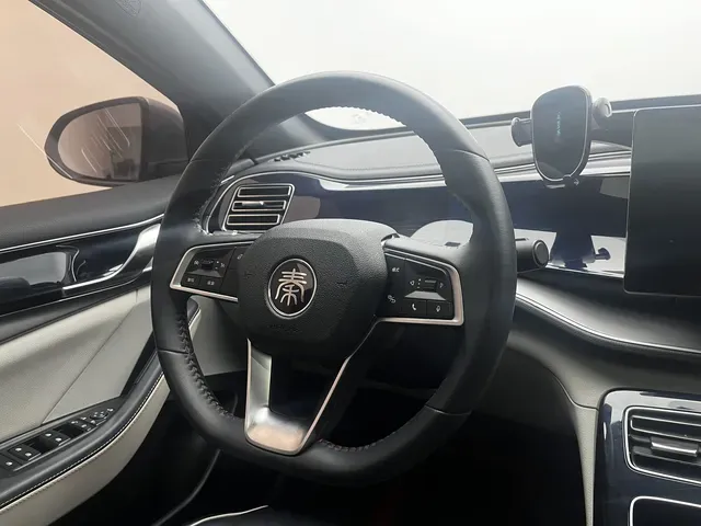 2021 Haval F7 1.5T 169HP L4 7DCT,autocango,china used car exporter,china ev exporter,chinese used car exporter,chinese used ev exporter