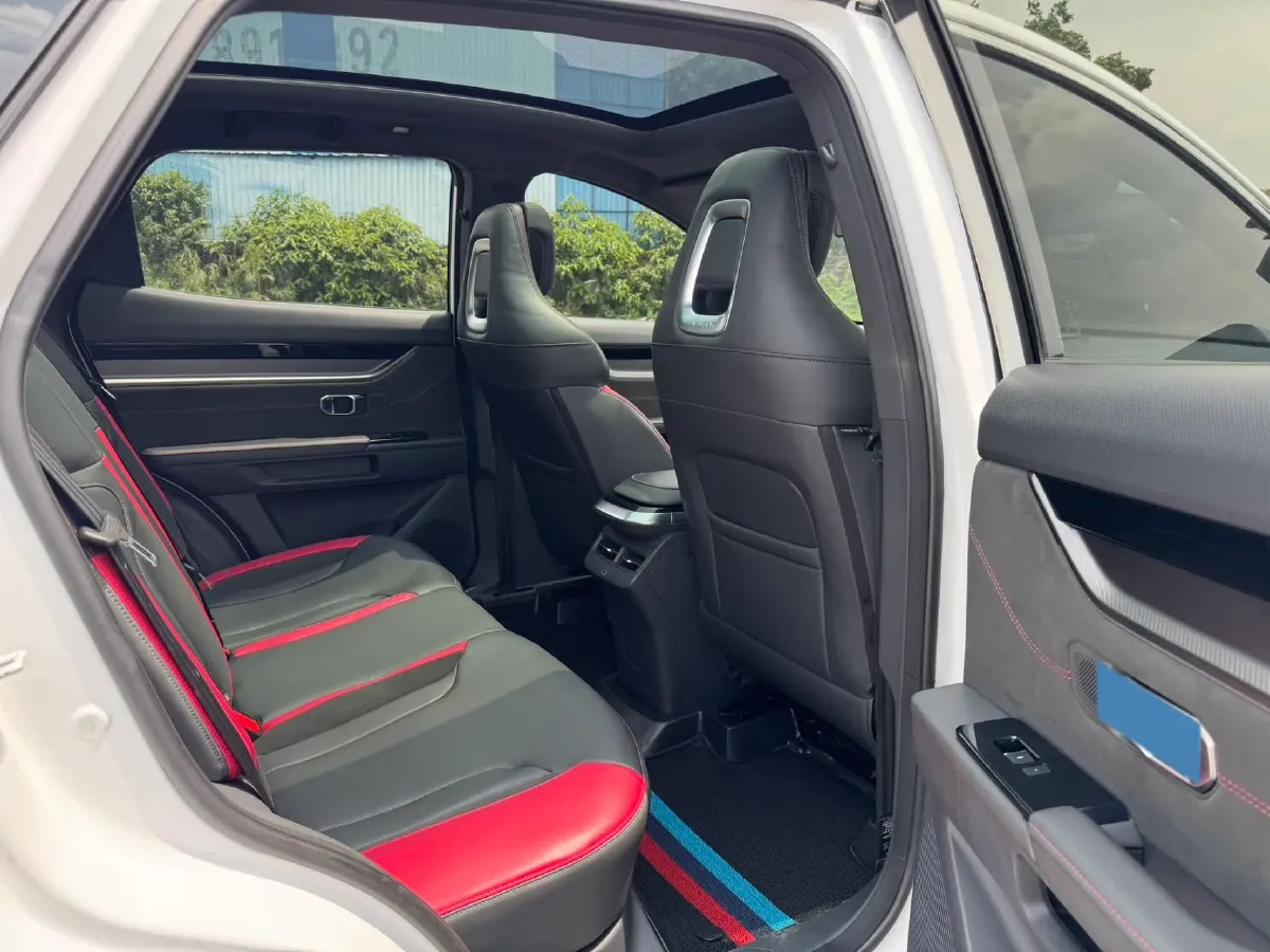 2022 Jetour DASHING 1.6T 197HP L4 7DCT,autocango,china used car exporter,china ev exporter,chinese used car exporter,chinese used ev exporter