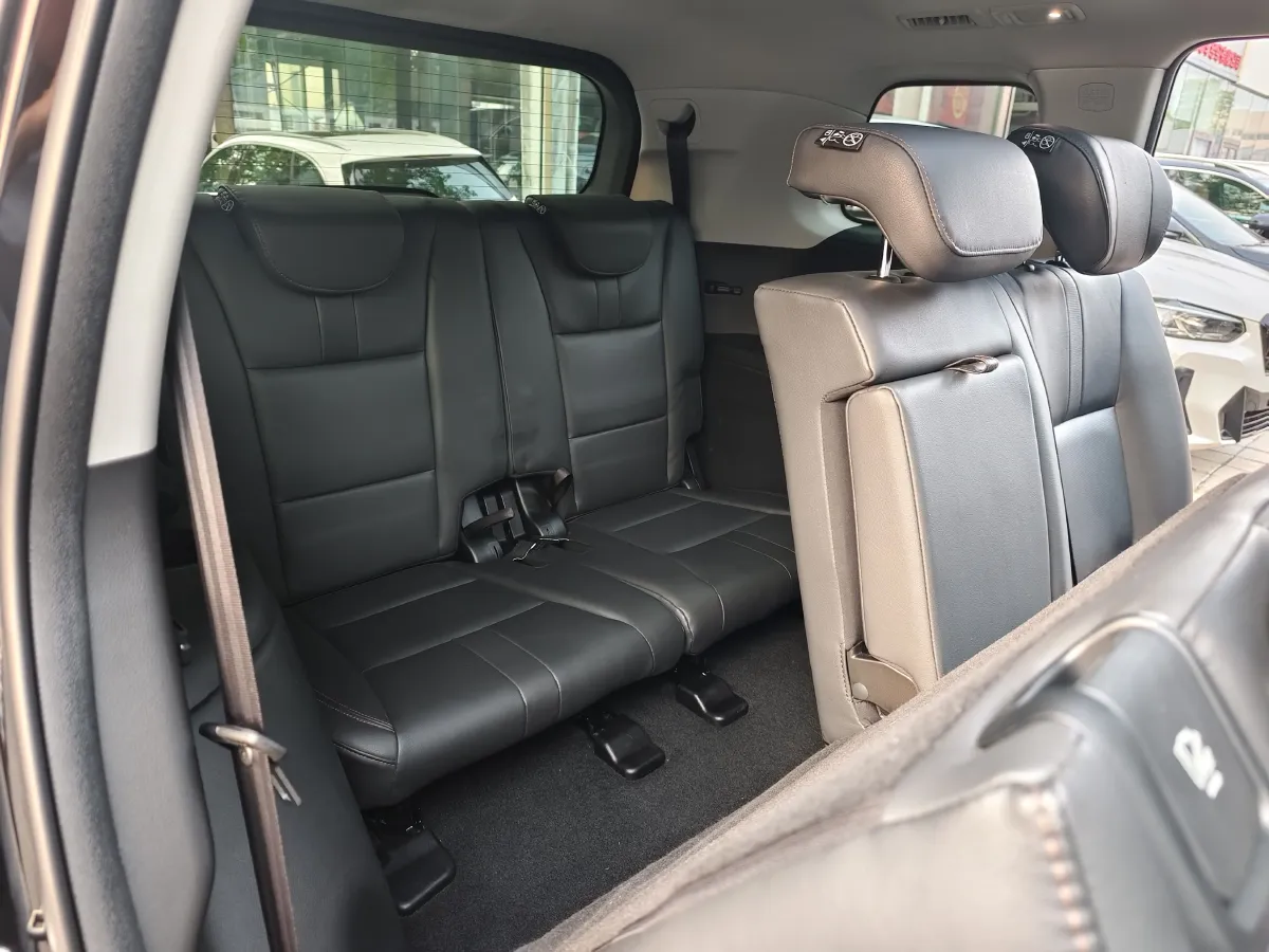 2017 GAC Trumpchi GS8 2.0T 201HP L4 6AT,autocango,china used car exporter,china ev exporter,chinese used car exporter,chinese used ev exporter