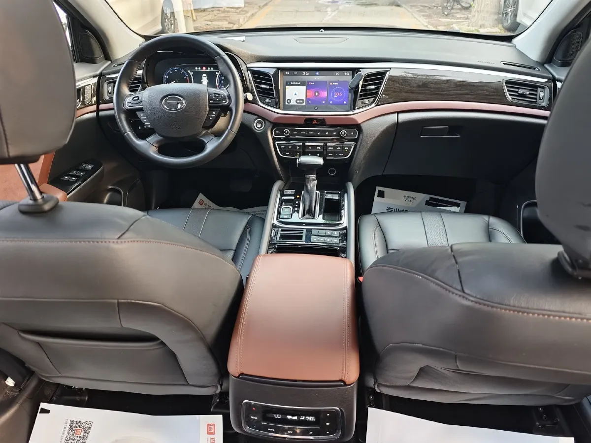 2017 GAC Trumpchi GS8 2.0T 201HP L4 6AT,autocango,china used car exporter,china ev exporter,chinese used car exporter,chinese used ev exporter