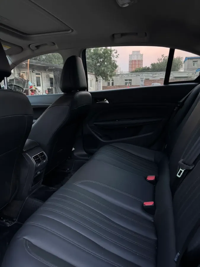 2022 Peugeot 408 1.6T 170HP L4 6AT,autocango,china used car exporter,china ev exporter,chinese used car exporter,chinese used ev exporter